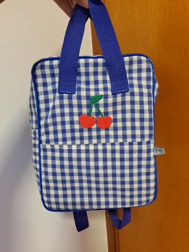 Mochilinha azul cereja Fricote