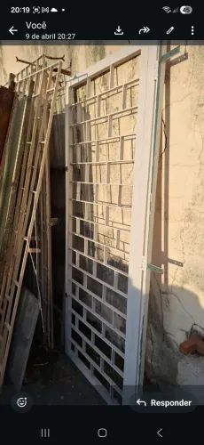 Janelas de metalon, ferro e porta grade