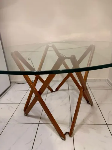 Mesa de vidro redonda