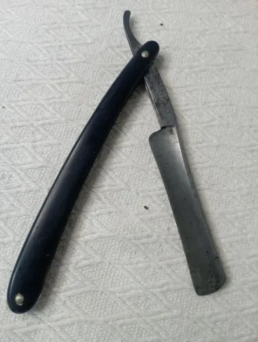 Navalha antiga 