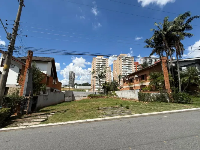 Terreno com preço de Oportunidade no centro de Alphaville