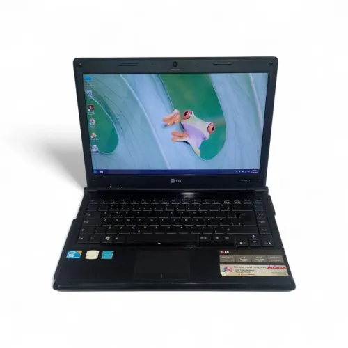 Notebook LG a410 Intel core i3 - m390 2.67ghz , HD 200gb , 3gb ddr3 