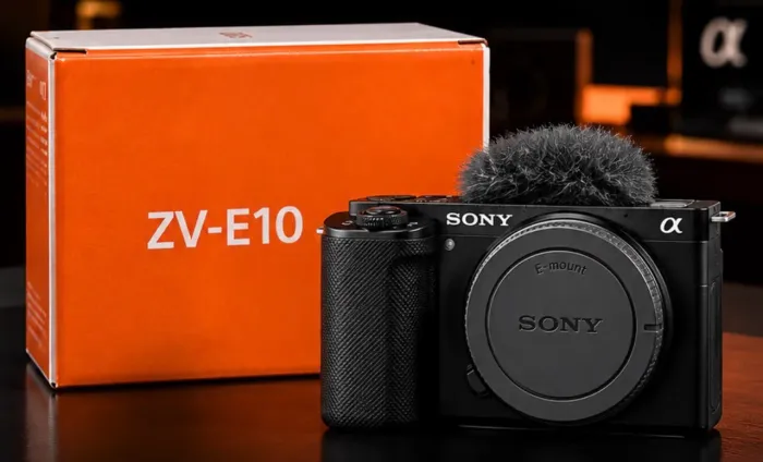 Câmera Sony ZV-E10 Nova / Lente do kit