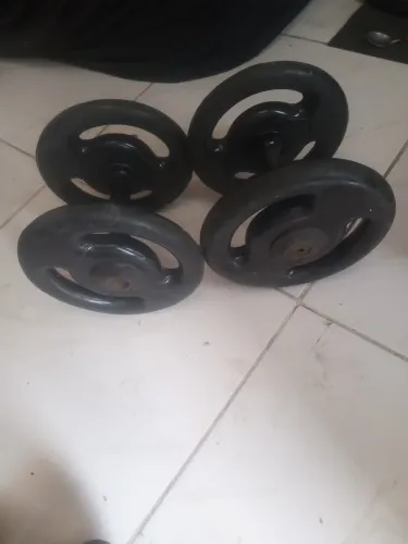 Par de halteres de 12kg cada retirada na Penha