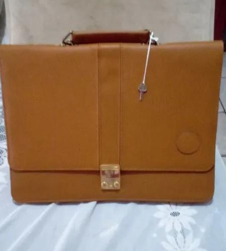 Maleta/Pasta executiva 45,00