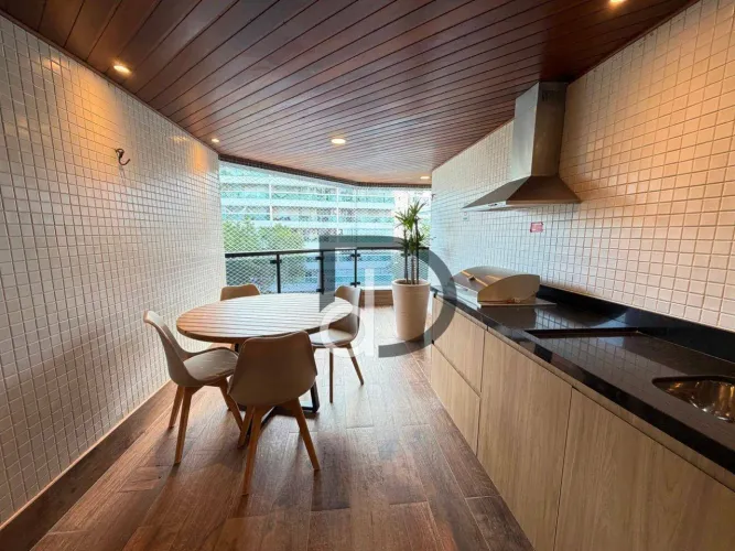 Apartamento Pé na Grama Mobiliado para Locação  3 Dormitórios  Riviera de São Lourenço