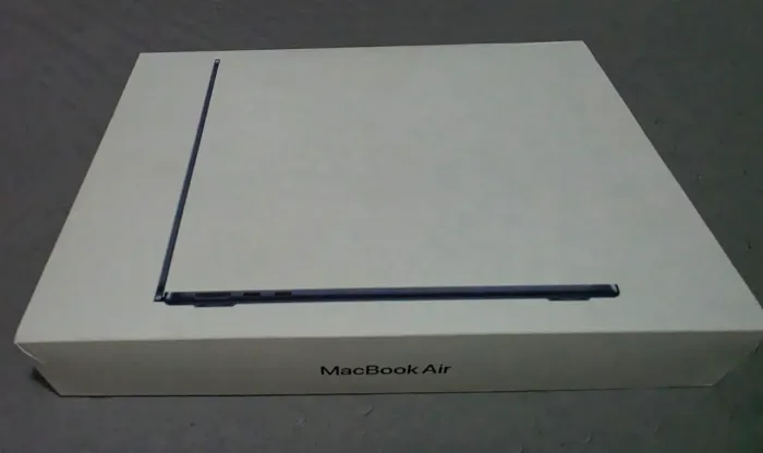 Macbook Air M5 16gb 512g. Tela 13.6