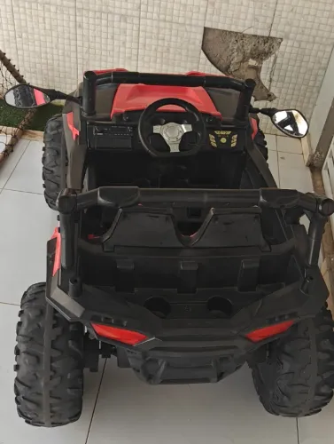 Buggy/UTV elétrico infantil, 2 lugares, estilo off-road. Está disponível para venda e pron