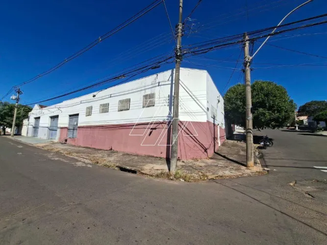 Barracão Comercial 200 m² Locação Próximo ao Centro Marília/SP