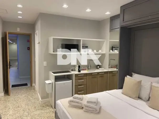 studio mobiliado decorado com infra ! localização estrategica !