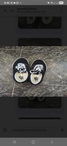 Tenis vans seminovo 80 reais cada um preto e azul