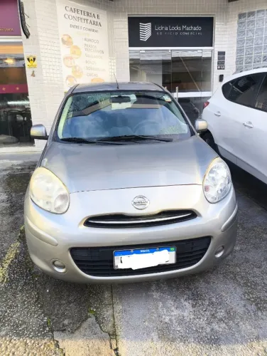Nissan March SV 1.6 16V Flex Fuel 2013