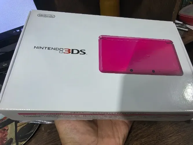 Nintendo 3DS de colecionador CIB. Sem uso!!!