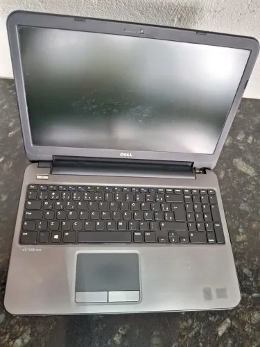Vendo notebook Dell com defeito R$799