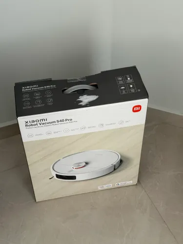 Robô aspirador xiaomi s40 pro bivolt - Novo