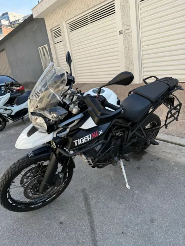 Tiger 800 XCX 2017 