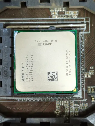 2 kit ddr3, 2 placas mae, 2x4gb 1333, 2x fx 6300, gtx 650ti 1gb, fonte e gravador de dvd