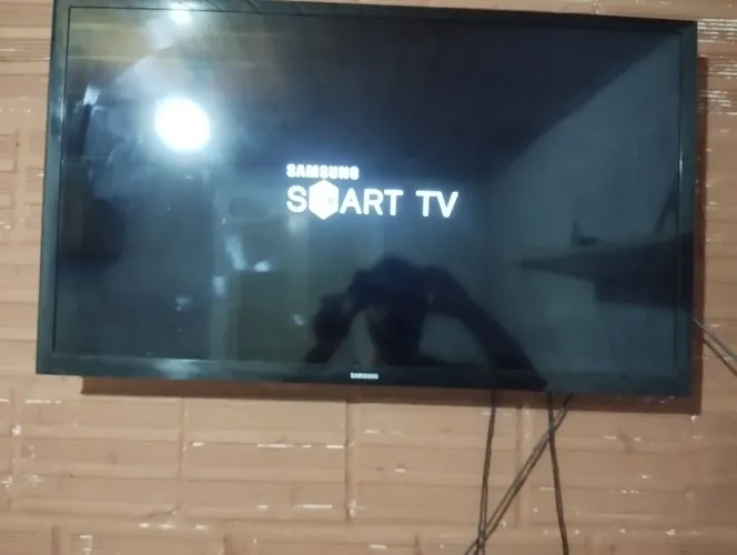 Smart tv Samsung 32 polegadas nova pouquíssimo uso