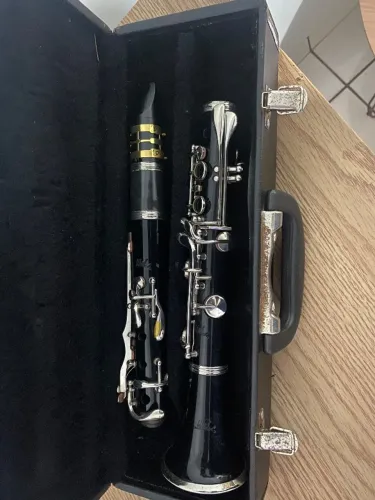 Clarineta 13 chaves em dó relíquia