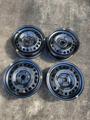 Roda de ferro aro 15 Hyundai hb20 originais usadas