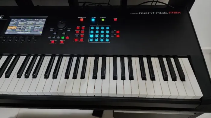 Vendo teclado Yamaha Montage M8x