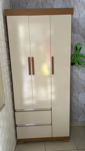 Guarda Roupa
