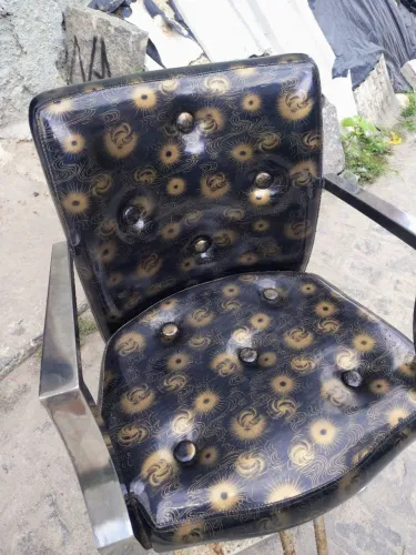 CADEIRA DE BARBEIRO HIDRÁULICA