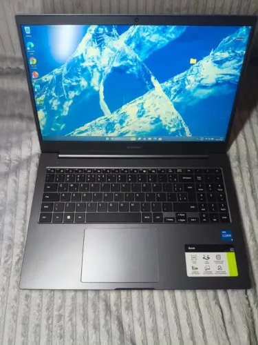 Notebook i3-11° | 8GB RAM | SSD 512GB | Tela Full HD
