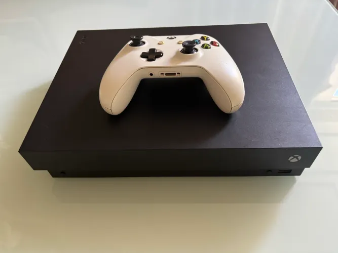 Xbox one x 1TB (aceito pc/notebook na troca)