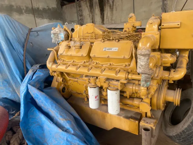 Motor marítimo CAT.