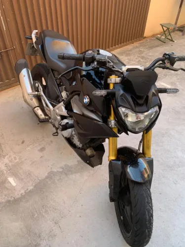 Vendo BMW g 310r ano 2020