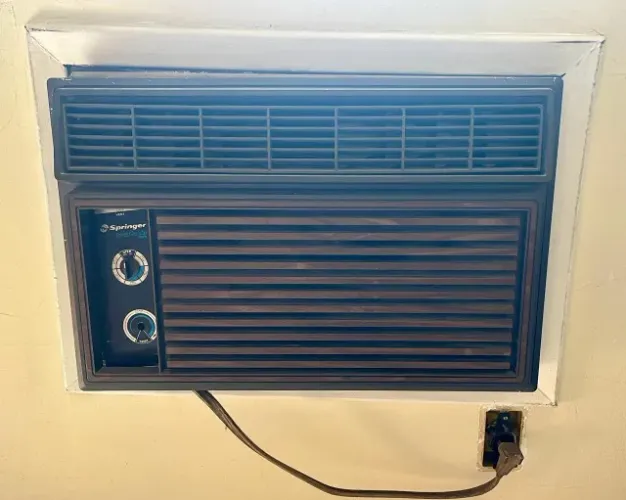 Ar Condicionado Janela Springer Export Line Plus 10.000 BTUs - Gelando