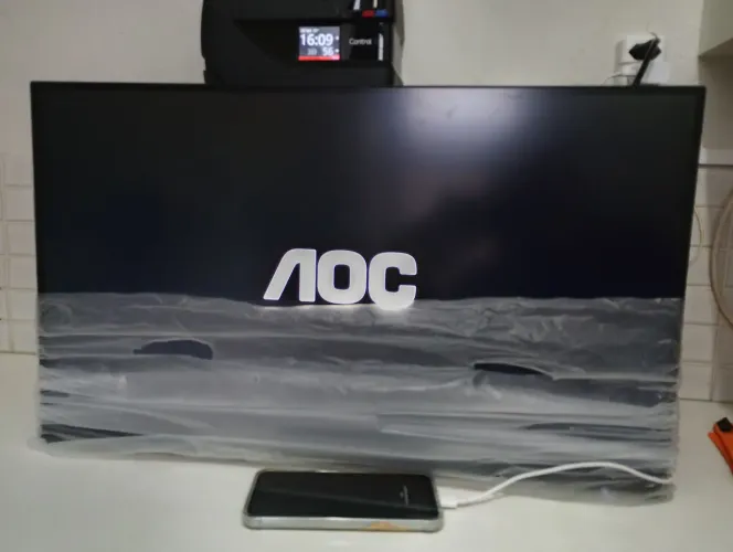 Monitor AOC