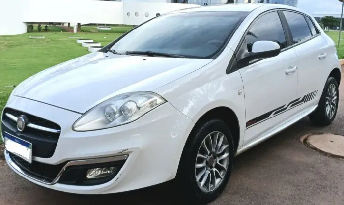 Fiat Bravo Essence 1.8 Flex 16V 5P 2016