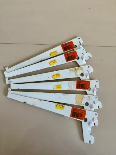 Vendo trilho +suporte R$50,00