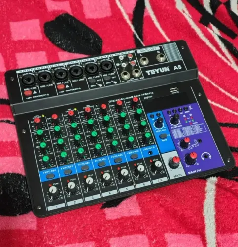 Mesa de som interface Teyun A08 | 8 canais