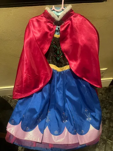 Fantasia Anna Frosen original da Disney 