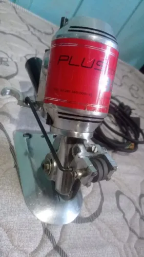 Tesoura de cortar tecido 