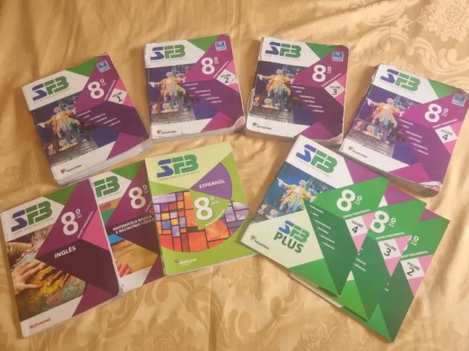 Livros Farias Brito 8 ano