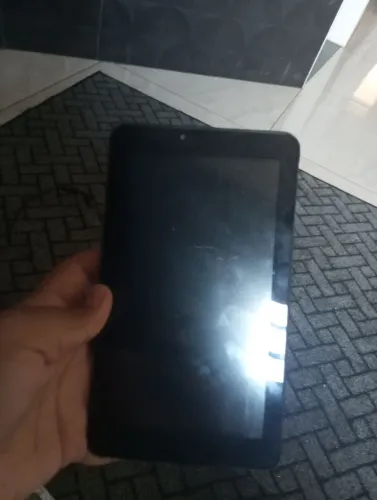 Tablet m7s plus 32 GB com defeito