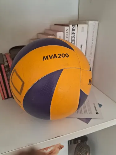 Bola de Vôlei Mikasa MV200 Original - Bola 2 (Campeonato CBV)