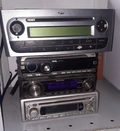 Rádio Automotivo Funcionando