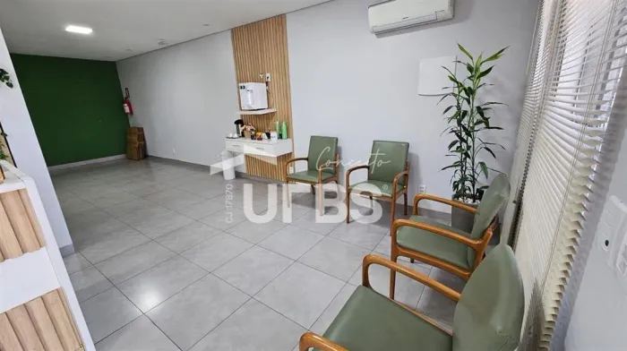 Sobrado residencial e comercial de 408 m² no Jardim Europa