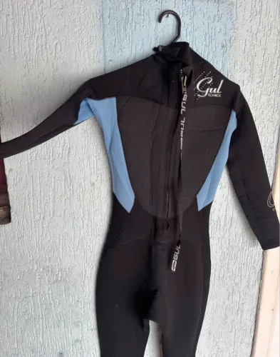 Roupa de Mergulho/Surf M