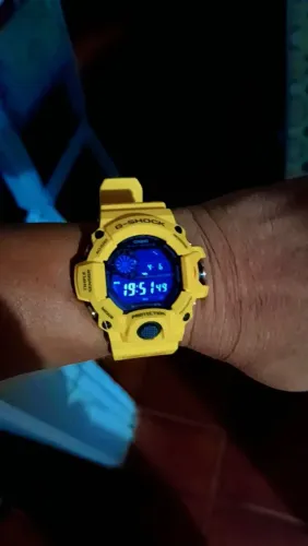 Vendo rangeman Blackout customizado com kit Carbon Fiber amarelo