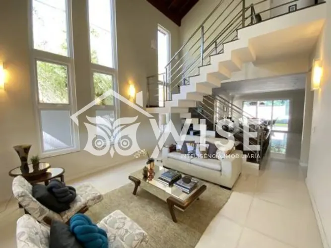 Casa de Condomínio com 3 Quartos à venda, 260m² - Bosque dos Jatobás