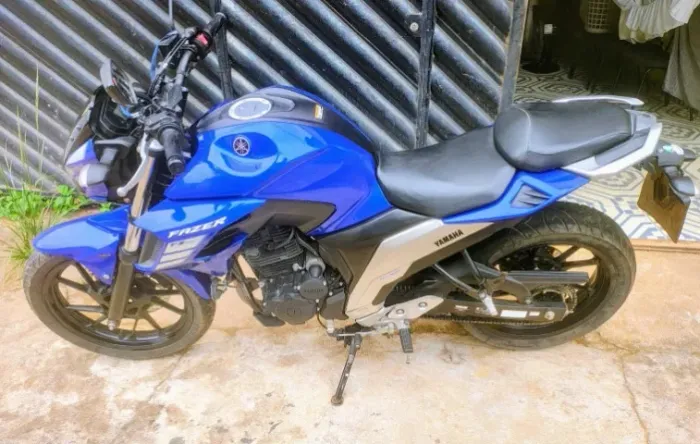 OPORTUNIDADE EM PARAUAPEBAS: Yamaha FZ25 Fazer 2023