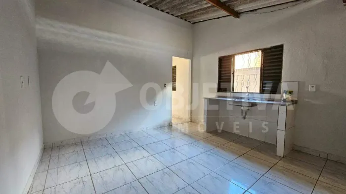 Casa para aluguel, 1 quarto, 1 suíte, 2 vagas, MORUMBI - UBERLANDIA/MG