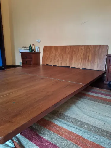 Cama madeira maciça