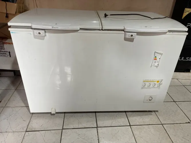 Vende se freezer Electrolux